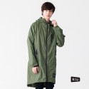 日本KIU 116906 軍綠色 空氣感雨衣/時尚防水風衣 附收納袋(男女適用)